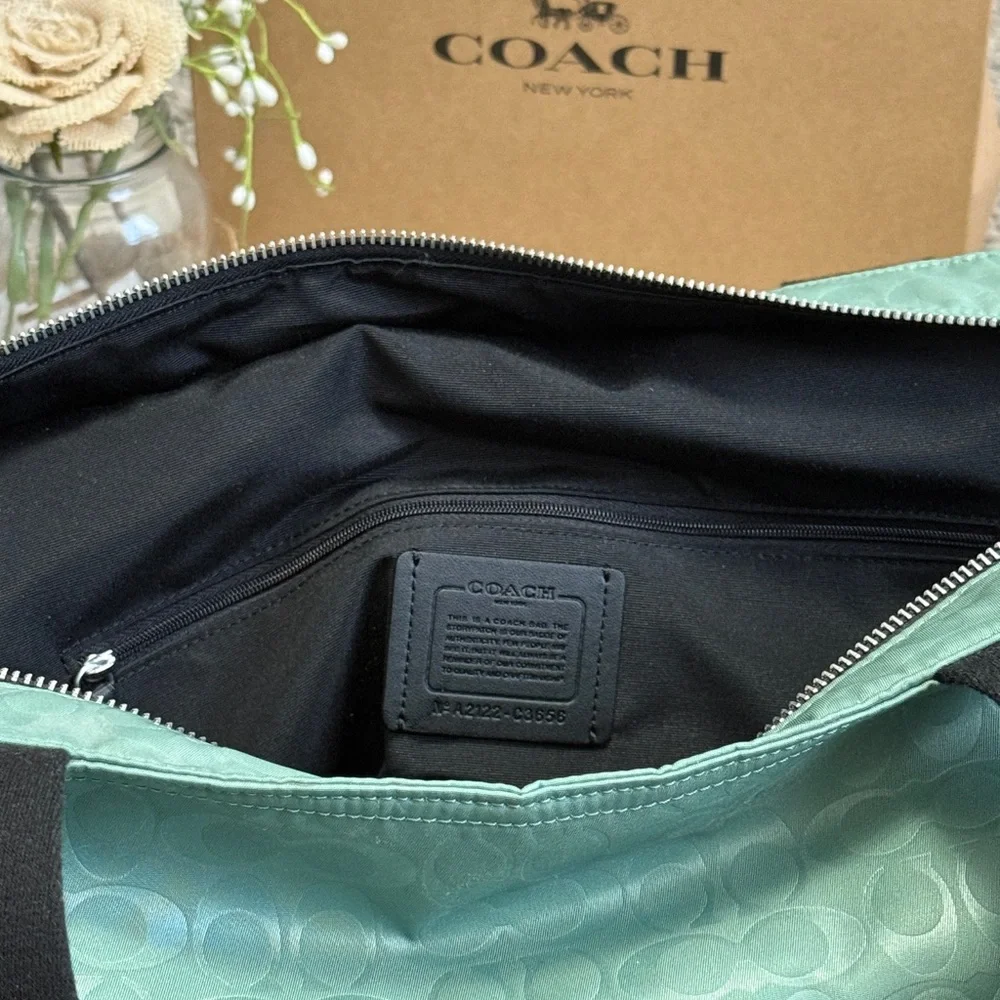 ✨ Coach Washed Green Court Tote In Colorblock Signature Nylon✨